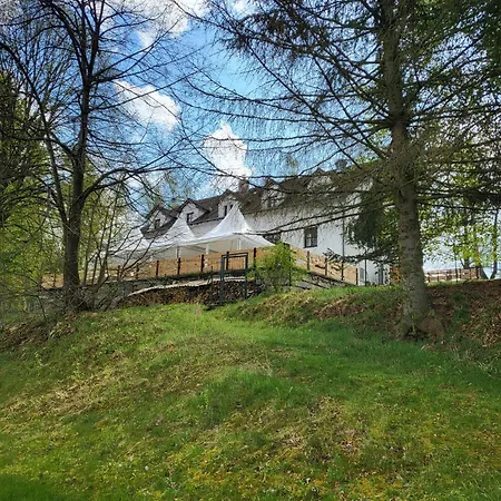 Na Lukach Guest house