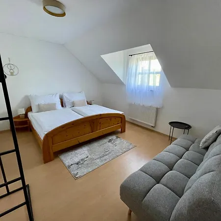 Na Lukach Guest house *