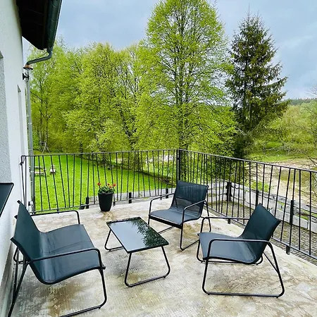 Guest house Na Lukach